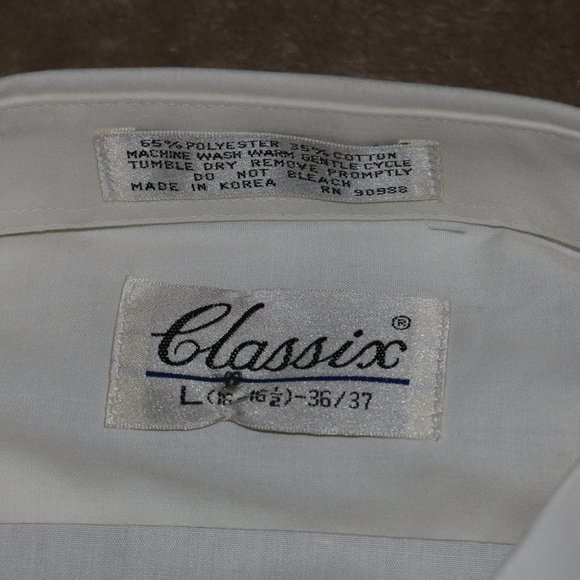 Classix Button Up Dress Shirt - Length 33 - Shoulders 19 - Arm Pits 23.5 - Picture 10 of 14